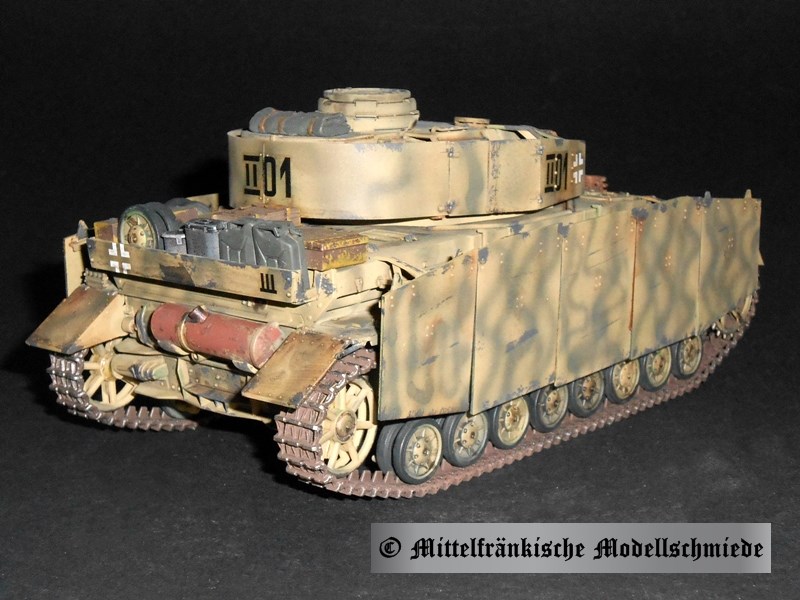 pz4f14.jpg (45709 Byte)