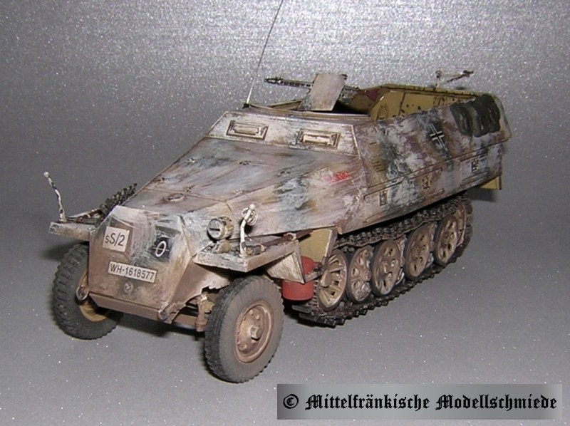 sdkfz251101.jpg (99631 Byte)
