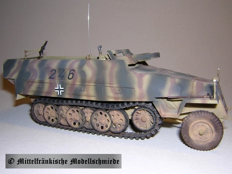 sdkfz25192.jpg (99099 Byte)